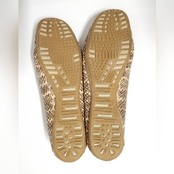 Stuart Weitzman Brown & Tan Snakeskin Embossed Leather Tassel Driving Loafer 9½ - Picture 13 of 13